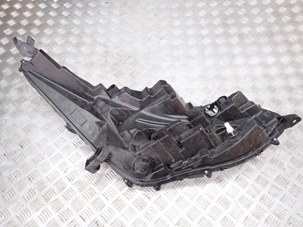 Left Front LED Lamp Set Toyota Sienna XL40 2021