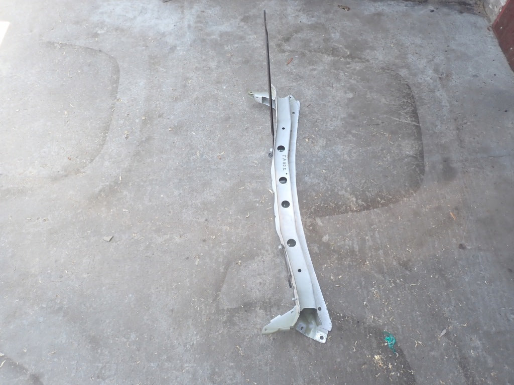 Wzmocnienie Górne Pas Przedni Chevrolet Suburban Tahoe GMC Yukon Escalade