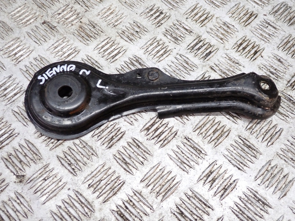 Toyota Sienna XL40 2021 Suspension Sled Mount Bracket