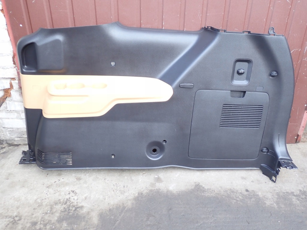 Boczek Bagażnika Prawy Kia Carnival LX KA4 2020-