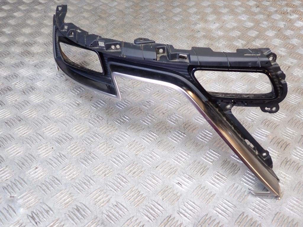 Right Front Lamp Trim Kia Carnival LX 3.5 KA4 2020-