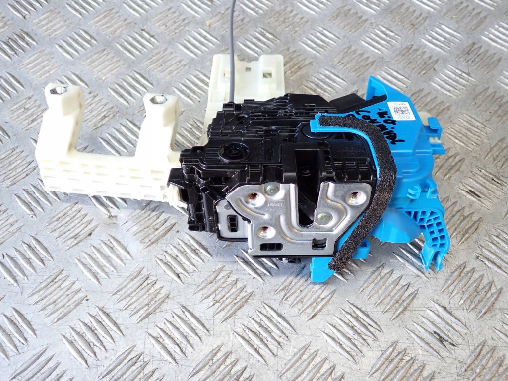 Zamek drzwi prawy przedni Kia Carnival LX GDI KA4 2020- na zdjęciu, część samochodowa marki Autolandparts