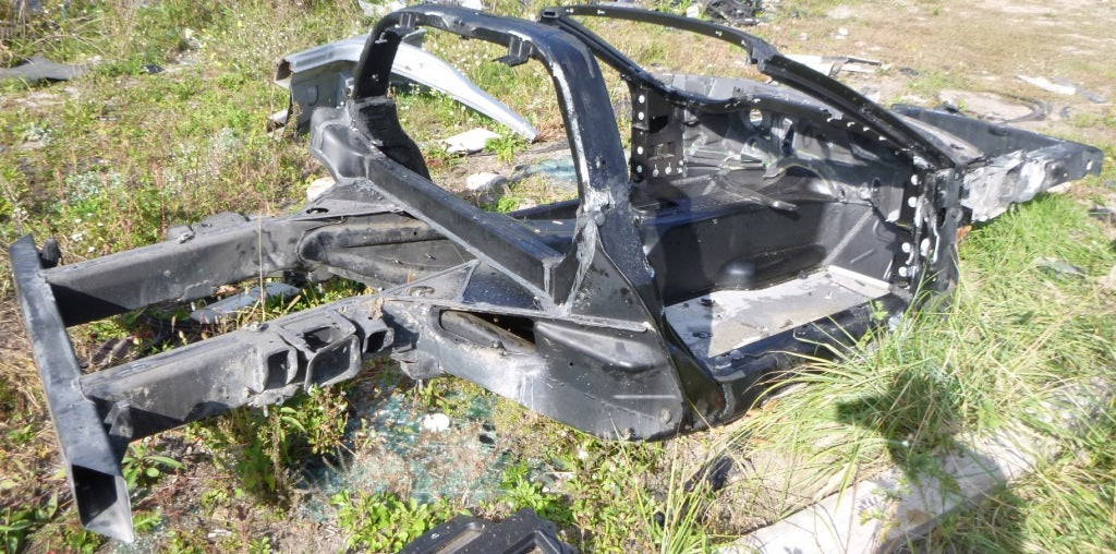 Rama Tylna Wzmocnienie Tylbe Belka Tył Ćwiartki Chevrolet Corvette C5 2001