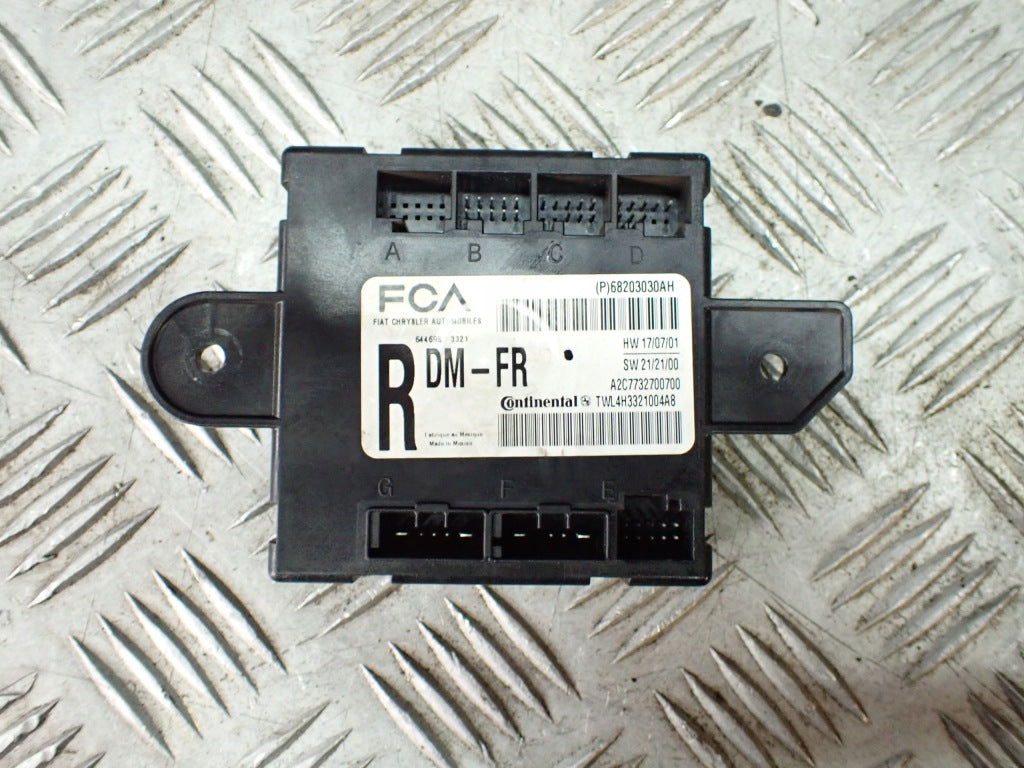 Right Front Door Module Jeep Grand Cherokee WL Long Wagoneer WS 21