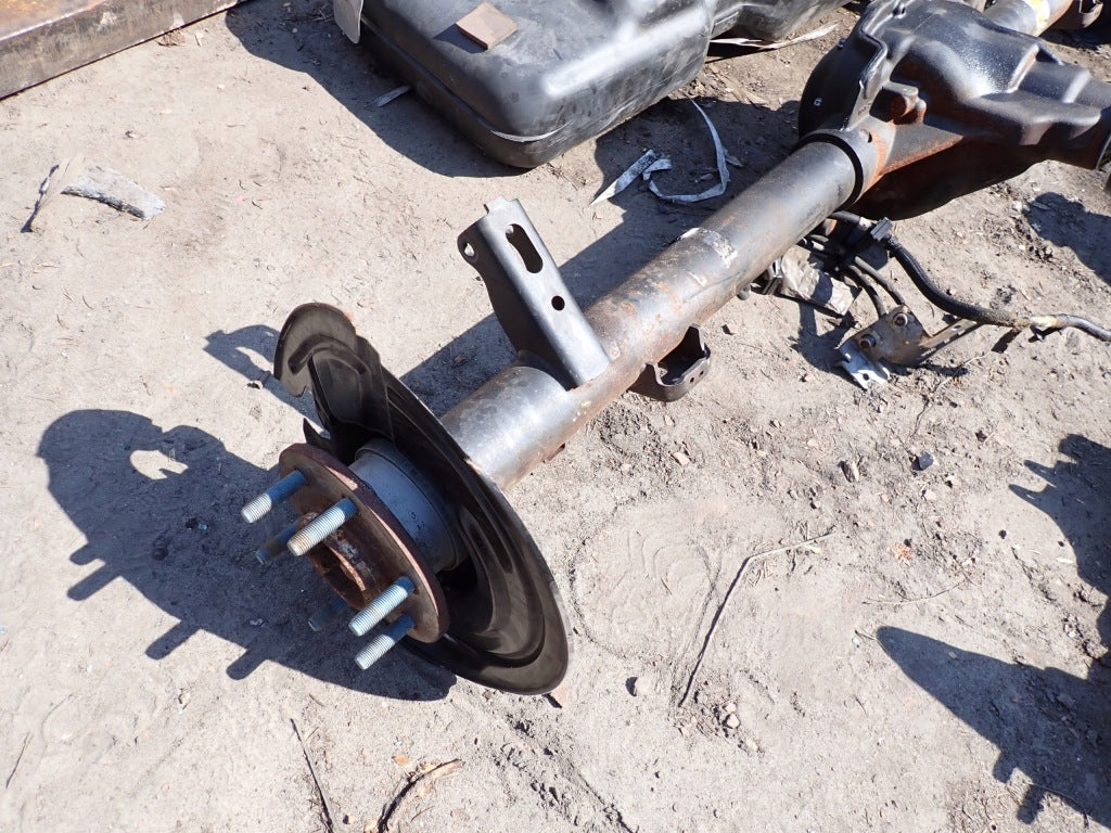 Rear Axle Hub Set 3.31 Ford F150 5.0 4x4 2021-