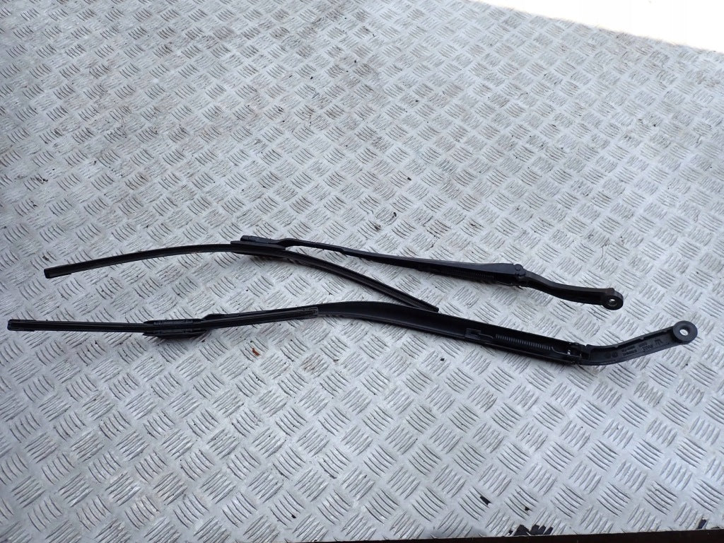 Wiper Arms Set Maserati Quattroporte 2015
