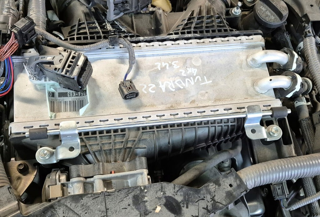 Chłodnica Intercooler Wodny Toyota Tundra Sequoia 3.4 3.5 2022-