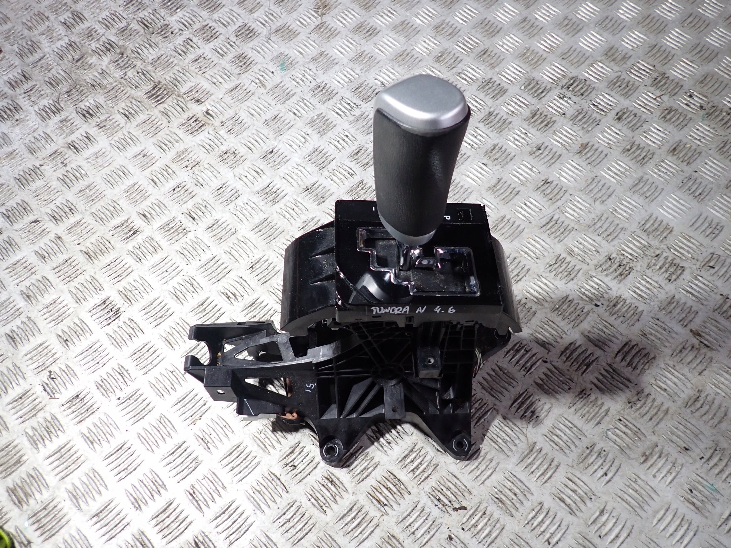 Wybierak Mechanizm Wybierania Biegów Lewarek Toyota Tundra 2014-