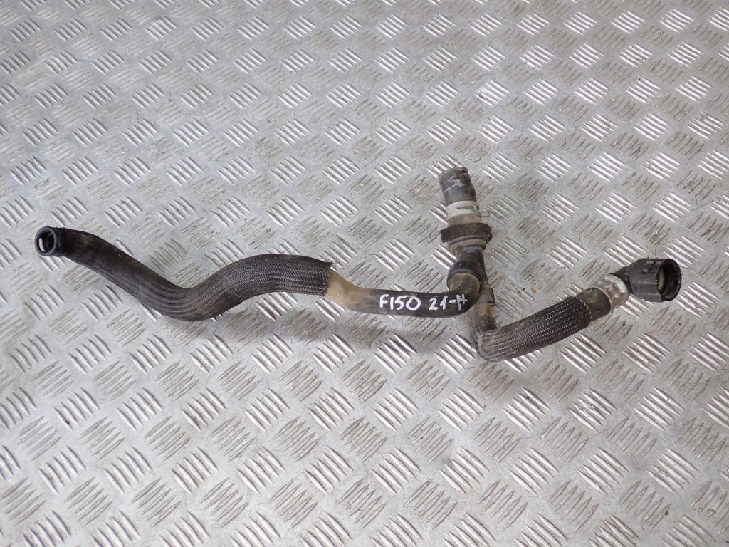 Elastyczna rura przewód wody do Ford F150 3.5 2021- marki Autolandparts, widoczna na zdjęciu.