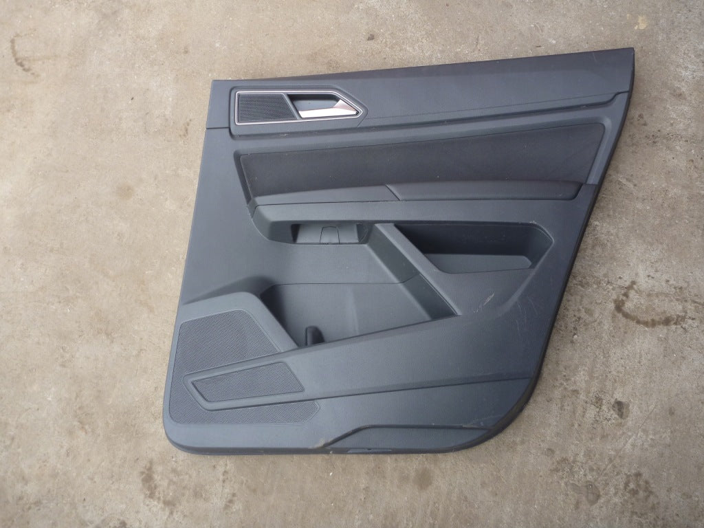 Right Rear Door Panel VW Atlas Teramont 2019