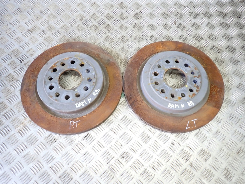 Rear Discs Pads Set Dodge RAM 5.7 4x4 2019