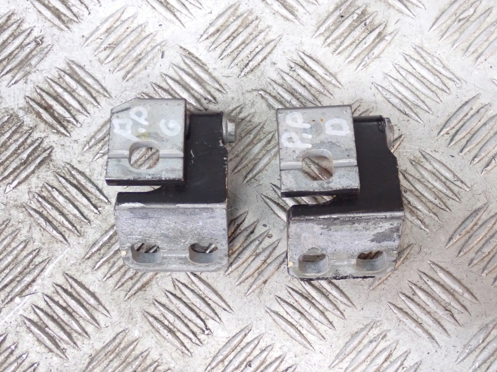Door Hinges Pair Maserati Quattroporte 2015