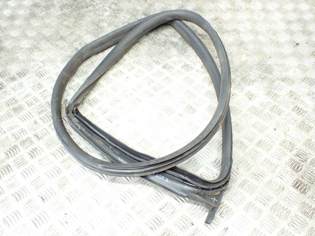 Door Seal Maserati Quattroporte 13-