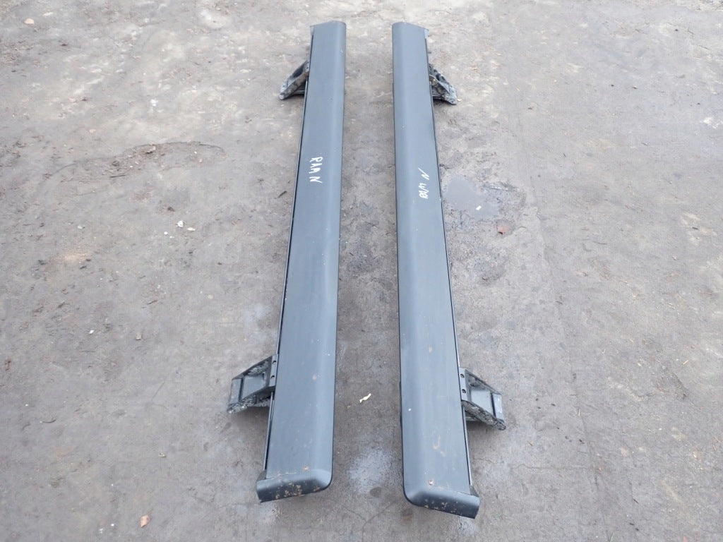 Electric Retractable Steps Pair Set Dodge RAM Crew Cab V 2019-