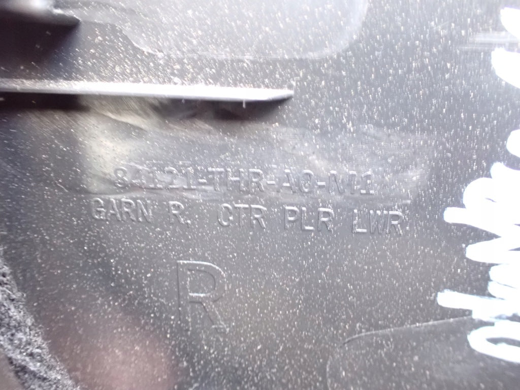 Osłona Słupka Prawa Przycisk Honda Odyssey EXL 3.5 2020