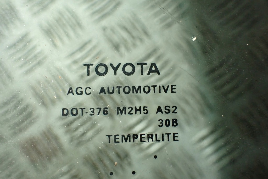 Szyba Drzwi Prawa Przednia Toyota Tundra II 2014