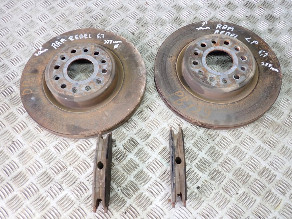 Front Discs Pads Set MOPAR Dodge RAM 2019-