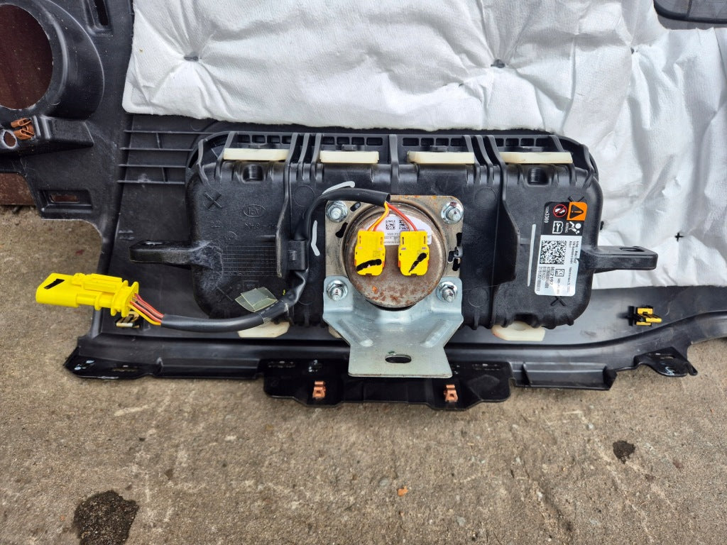 Cockpit Dashboard Passenger Cushion Chevrolet Silverado GMC Sierra 2019-