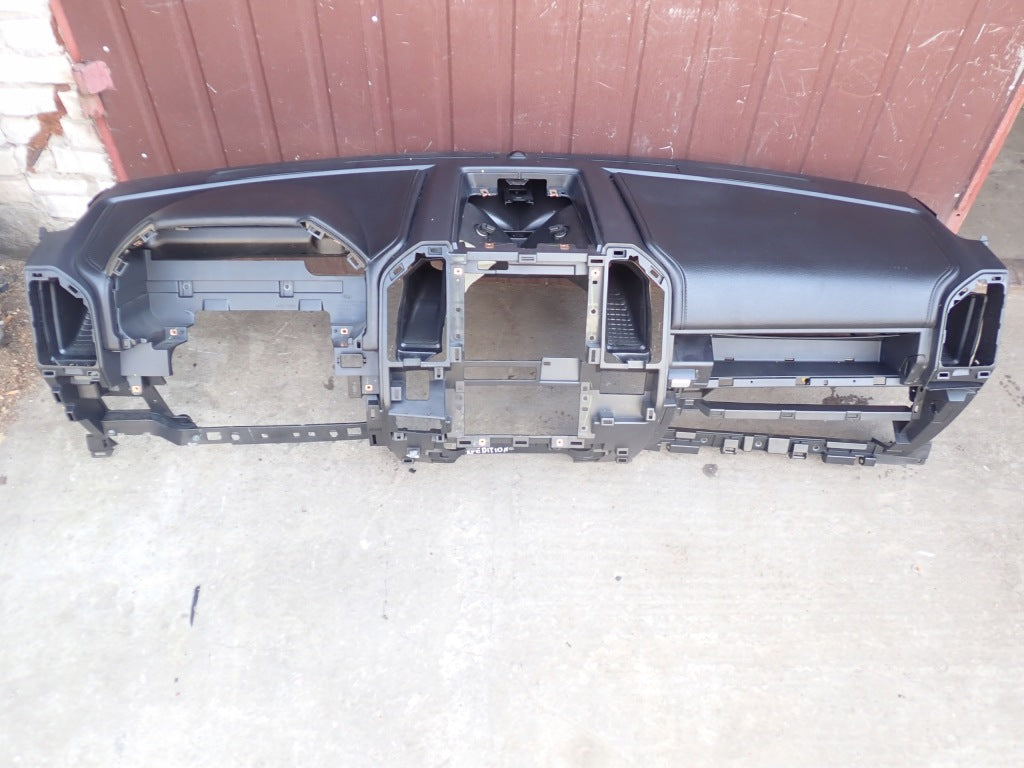 2020 Ford Expedition Leather Cockpit Dashboard