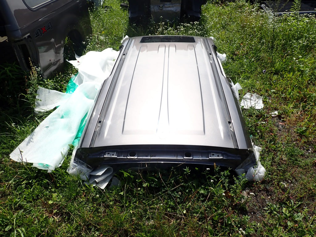 Dach Poszycie z Szyberdachem Toyota Sienna XL40 2021