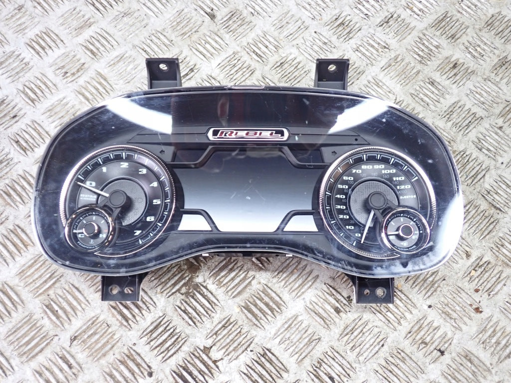 Odometer Gauges Dodge RAM V REBEL 5.7 2019-