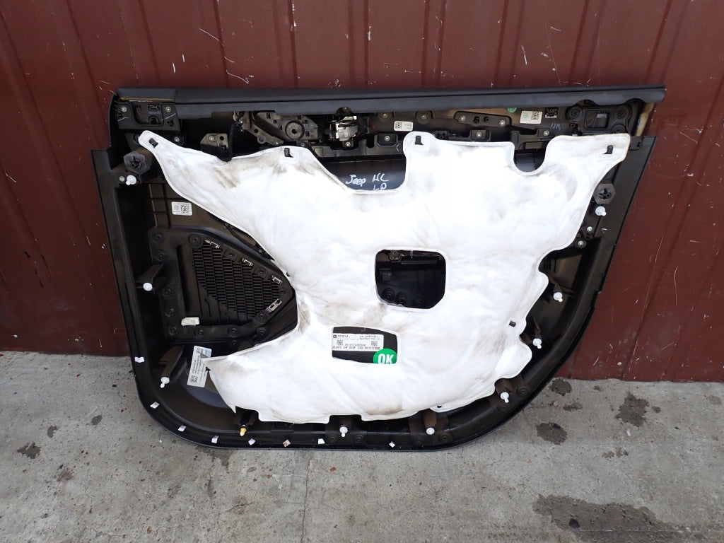 Door Side Left Front Jeep Grand Cherokee WL 3.6 4x4 21-