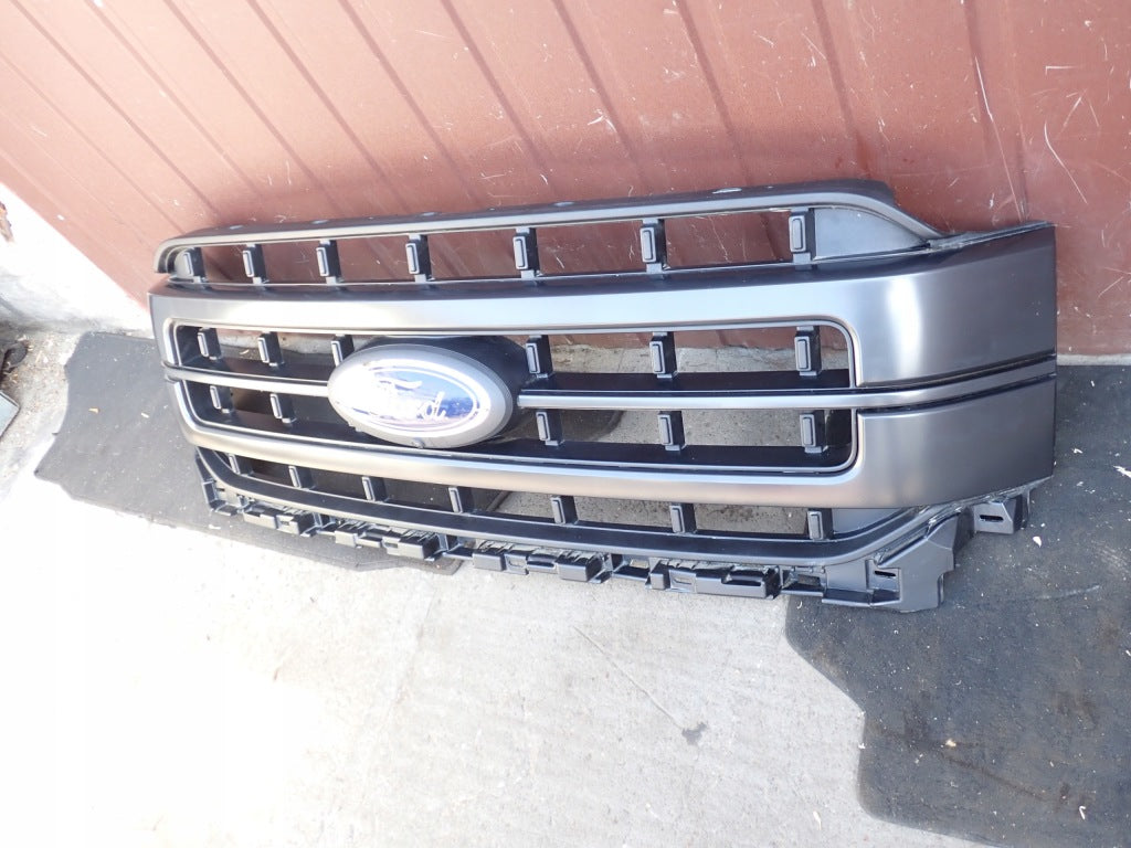 2022 Ford F150 3.5 Lariat Front Grille Camera