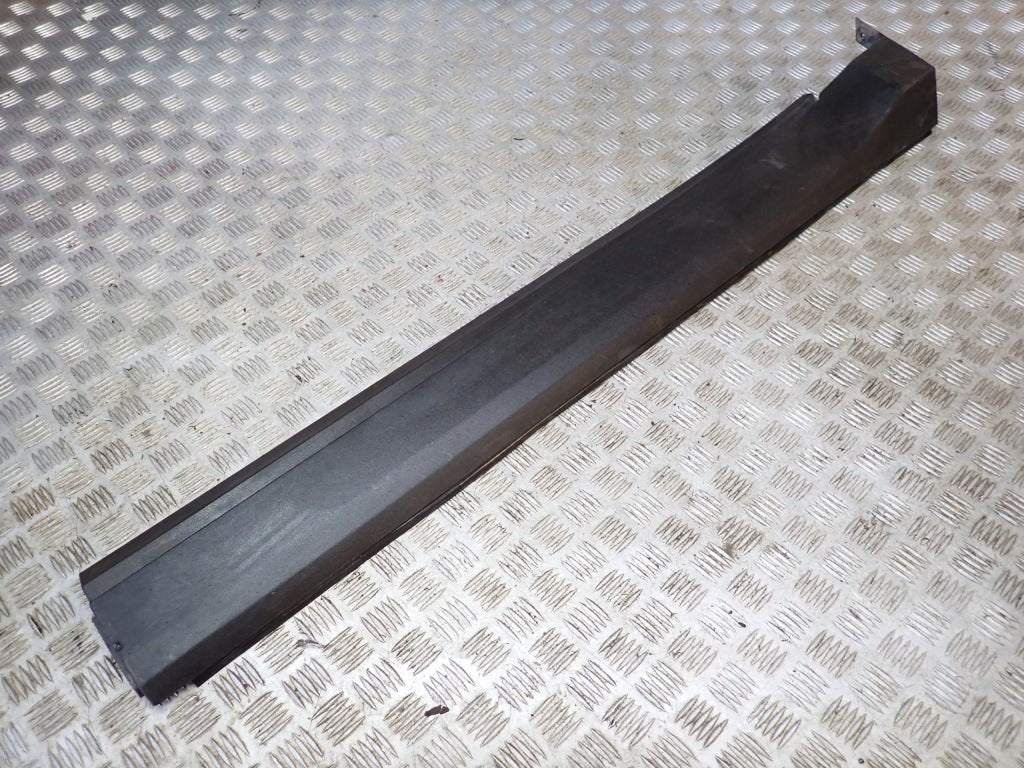 Listwa Progowa Prawa Przednia Chevrolet Tahoe Suburban 5.3 2021-