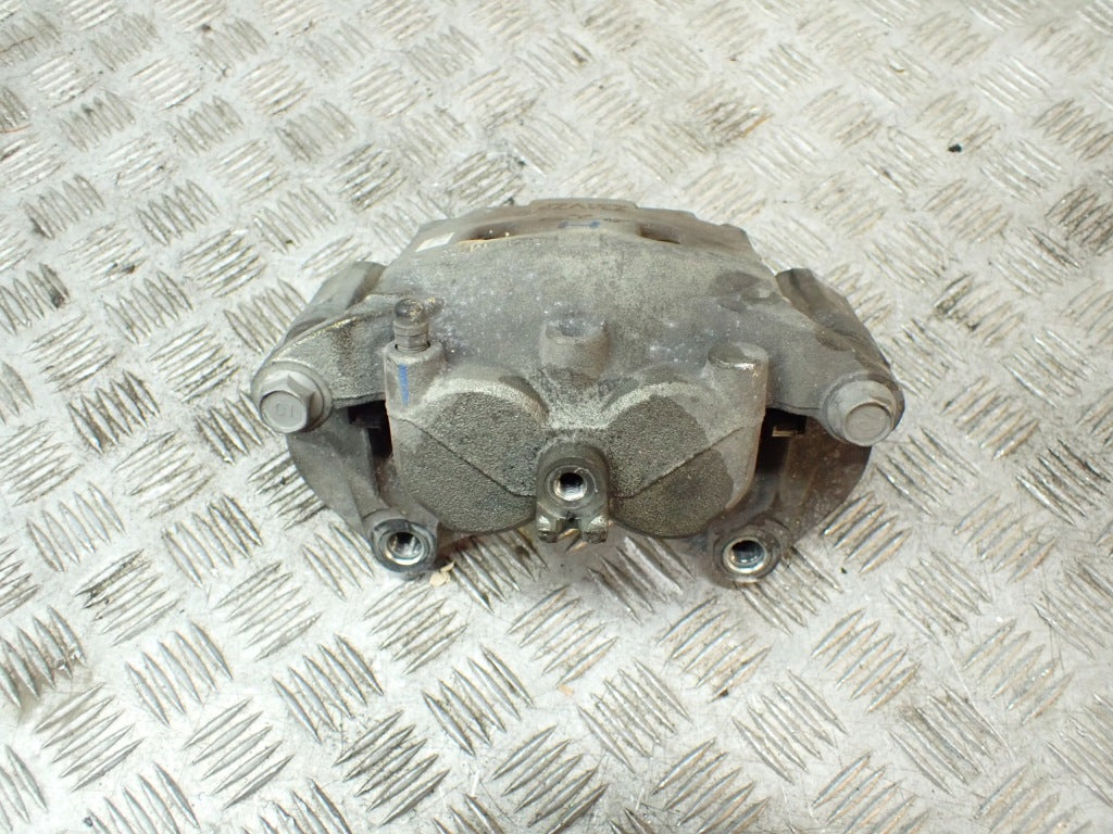 Zacisk Hamulcowy Lewy Przedni Infiniti QX60 Nissan Pathfinder Murano 2022