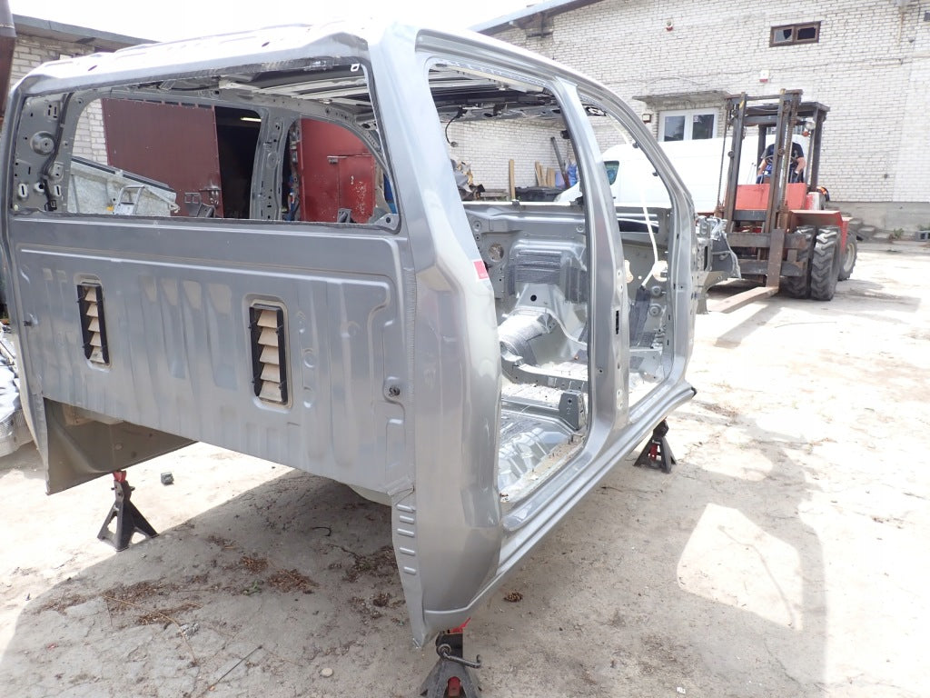 Ćwiartka Prawa Tylna Słupek Prawy Tylny Chevrolet Silverado GMC Sierra 19-