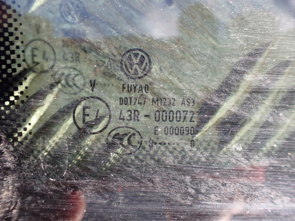 Szyba Karoseryjna Lewa VW Atlas