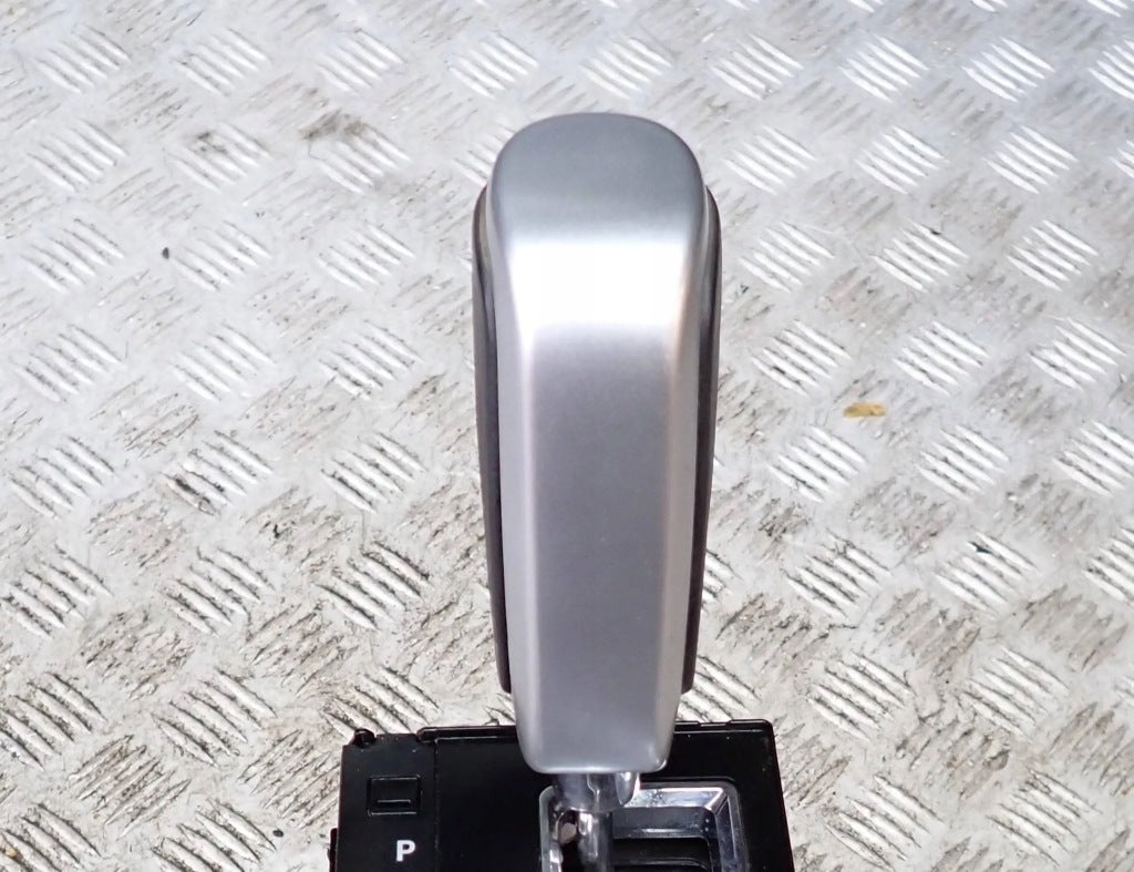 Gear Shift Knob Toyota Tundra 2016