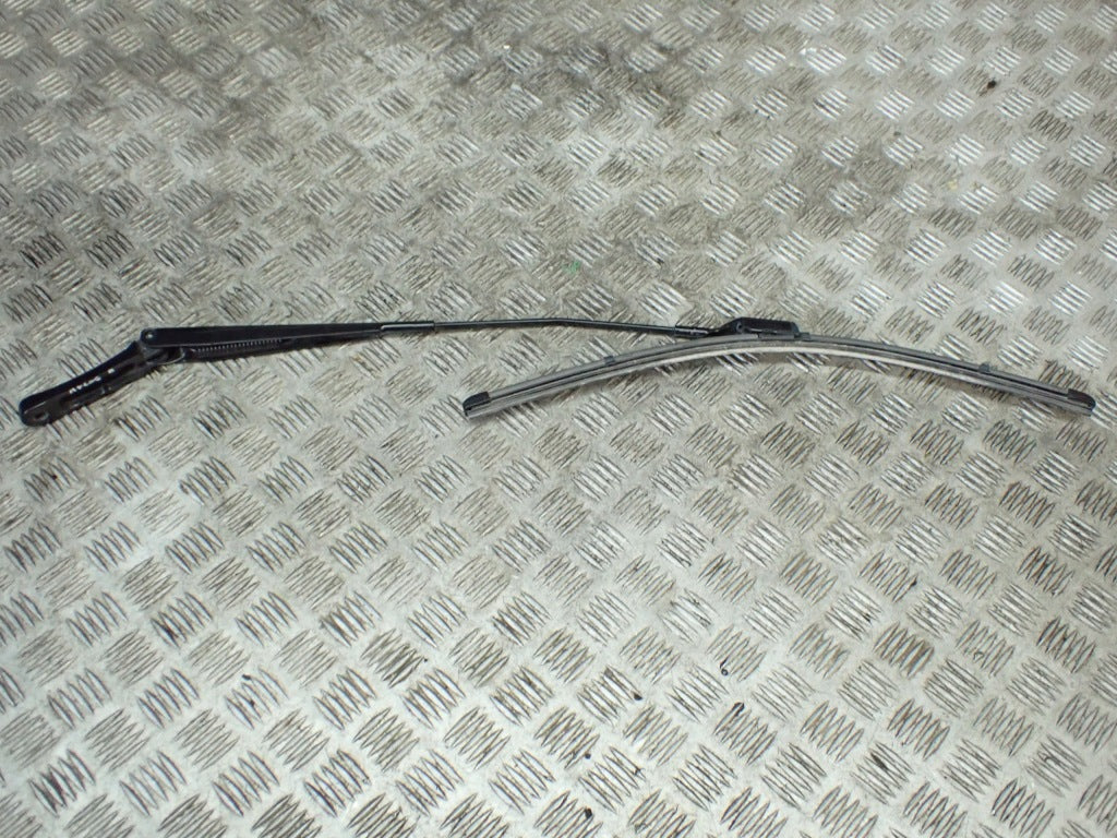 Wiper Arms PAIR VW Atlas Teramont 2019
