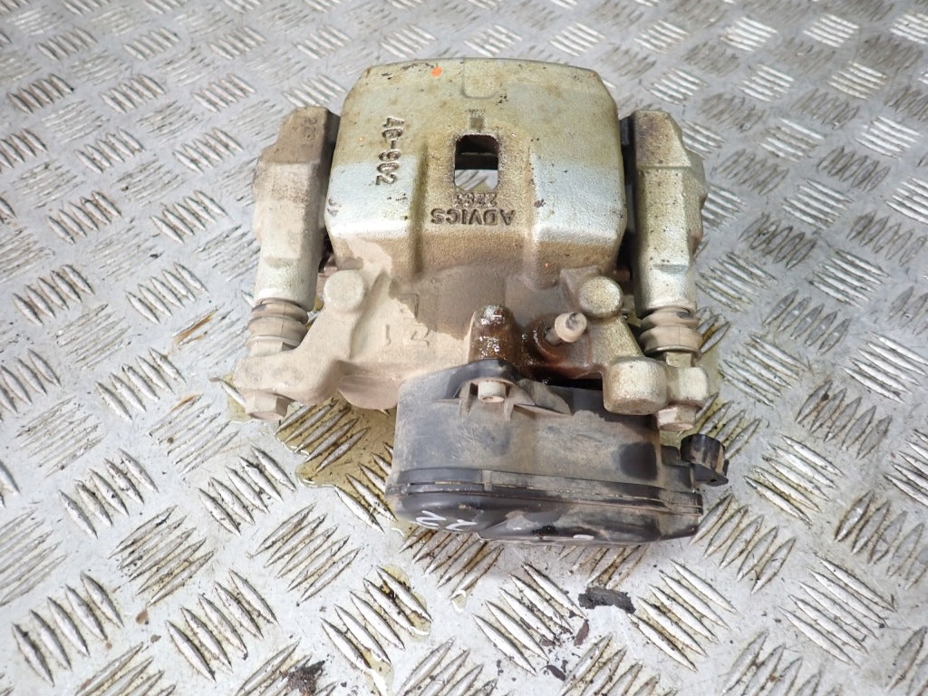 Rear Right Brake Caliper, Complete with Actuator, Toyota Sienna 2021