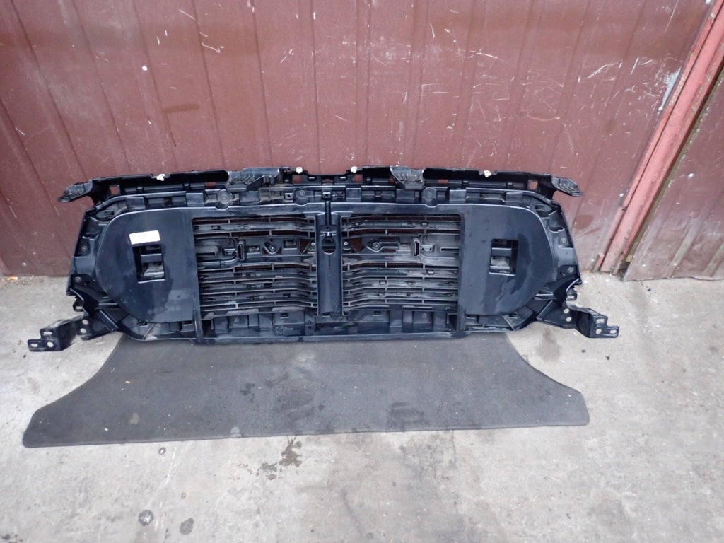 Atrapa Grill Przedni Czarny Dodge RAM V Laramie 2019-