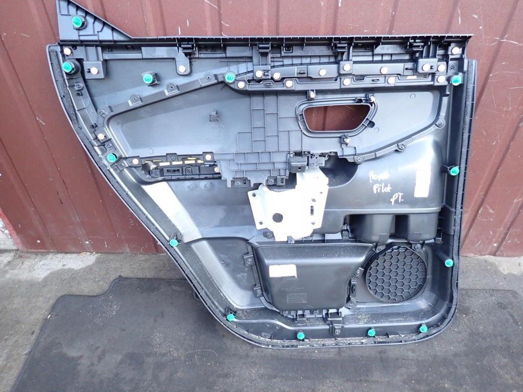 Right Rear Door Panel Honda Pilot 4 YG2 2023-