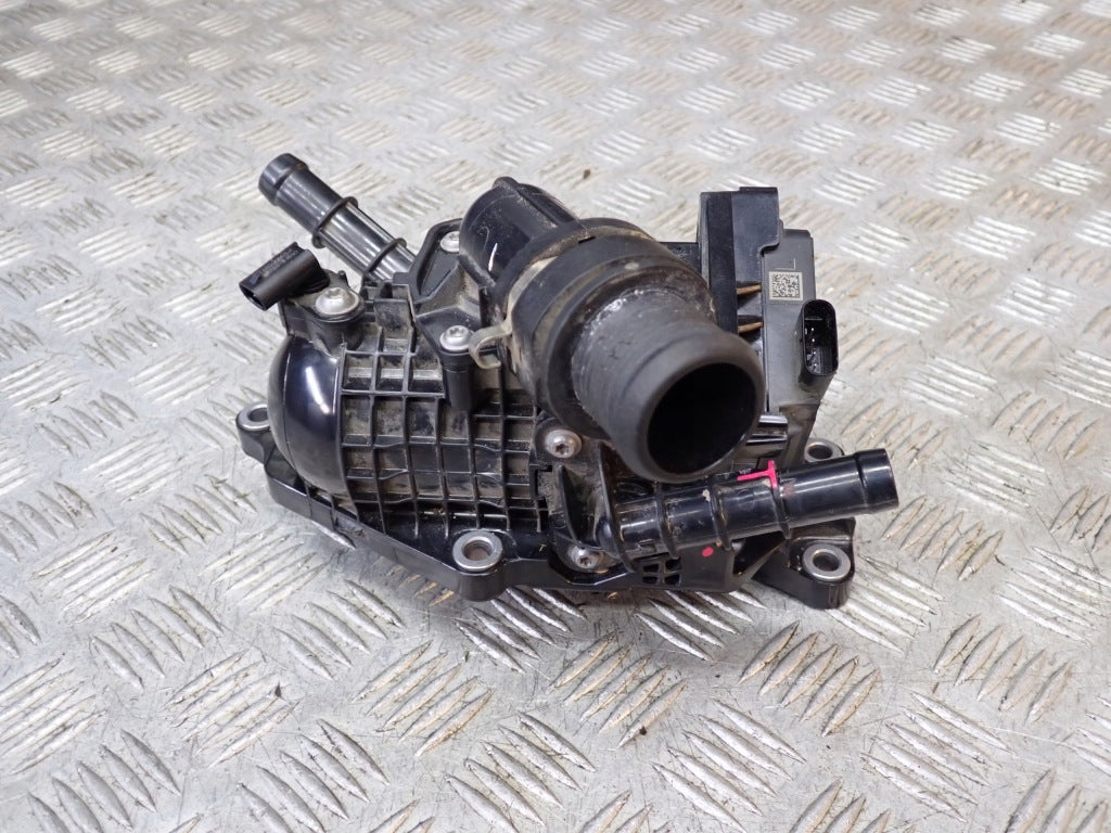 Obudowa Termostatu Kia Carnival LX KA4 3.5 2020-