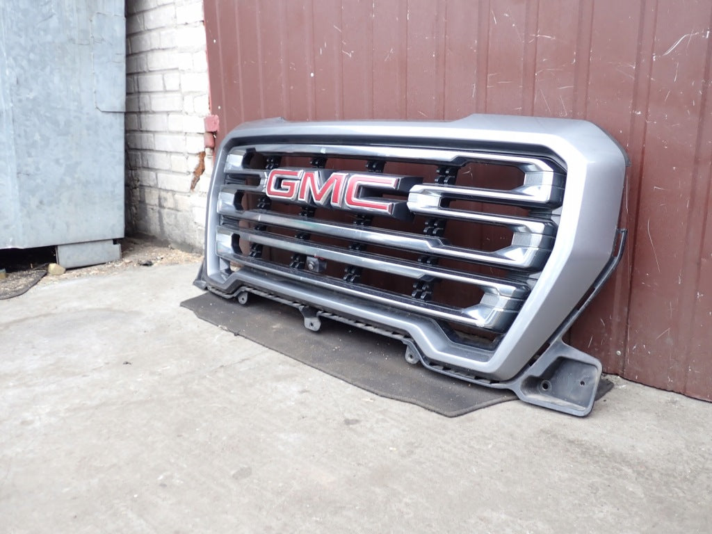 Atrapa Chłodnicy Grill Kpl. Kamera GMC Sierra 3.0D AT4 2019-