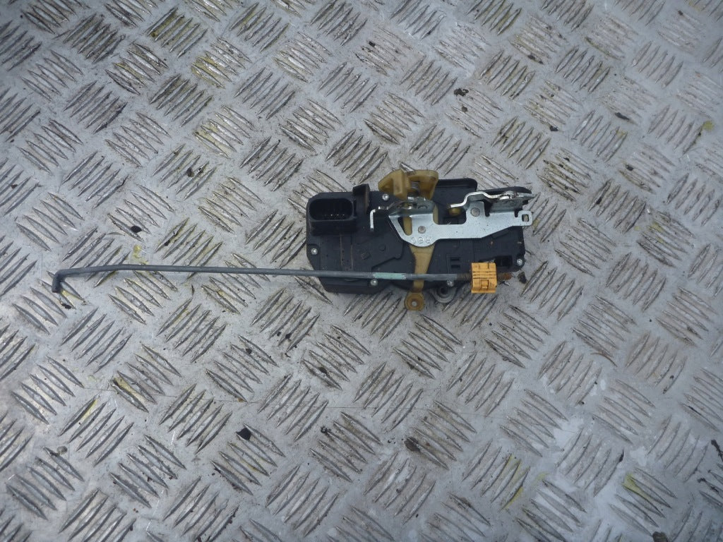 Door Lock Right Front Hummer H2 2005
