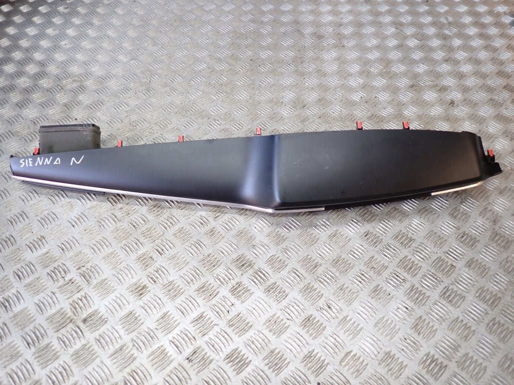Dekor Listwa Deski Toyota Sienna XL40 2021-