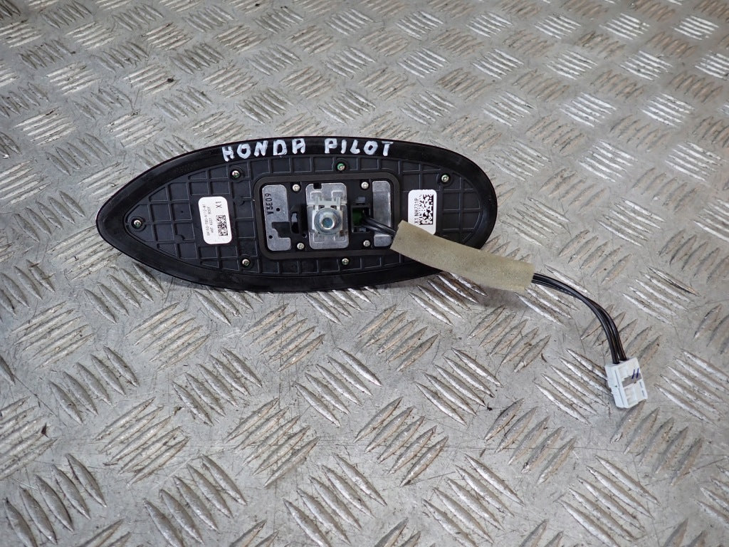 Antena Dachowa Rekinek Honda Pilot 4 YG2 3.5 4x4 2023