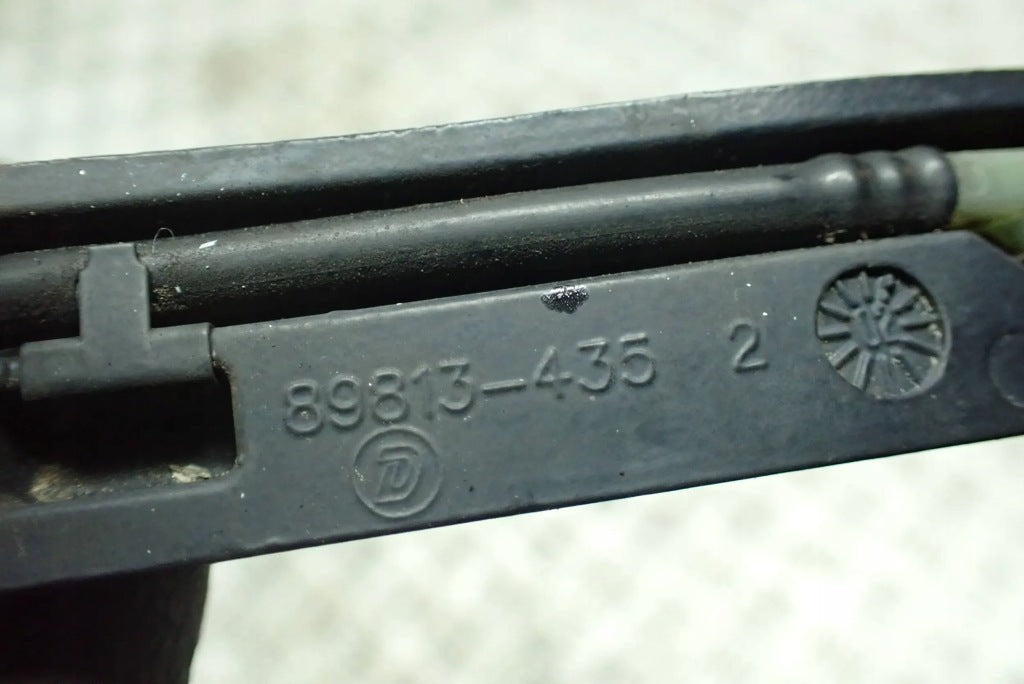 Wiper Arms and Blades Set Chevrolet Corvette C5