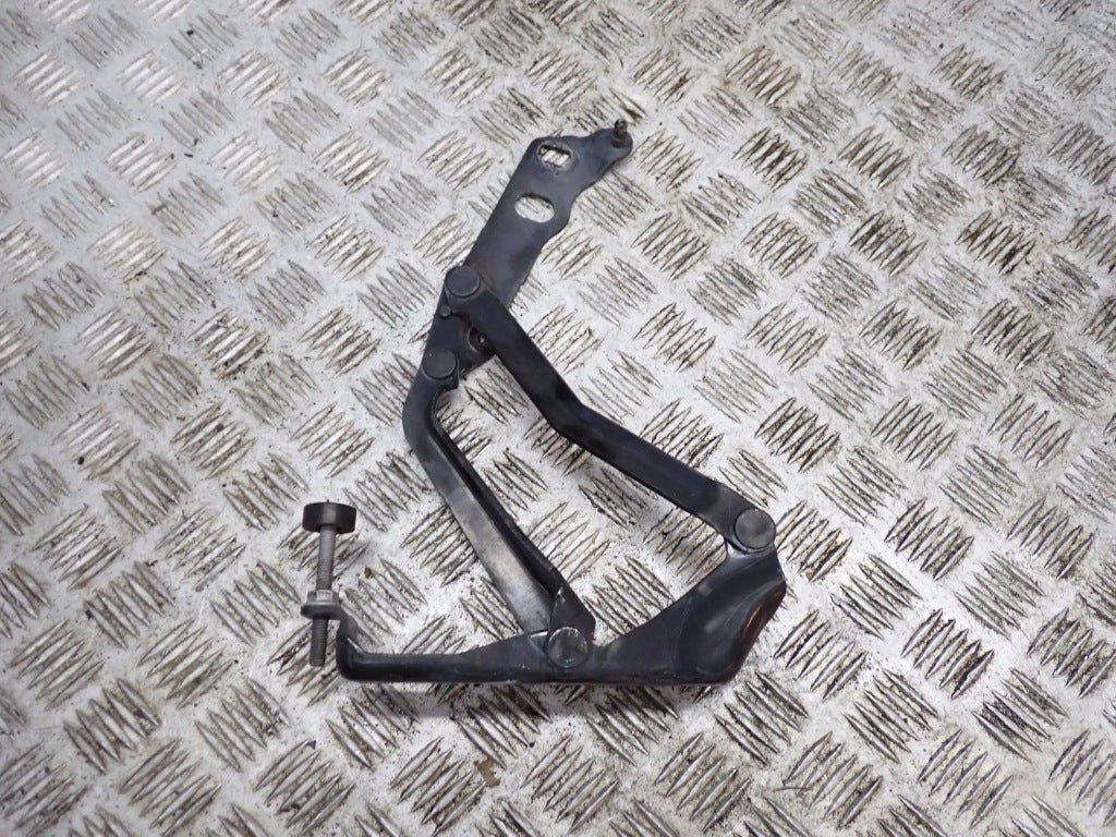 Hood Hinges Pair Chevrolet Corvette C5
