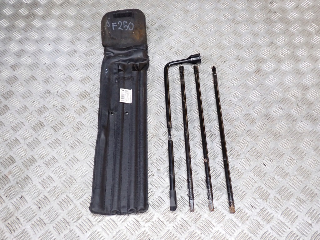 Jack, Lift, Wheel Wrench, Ford F350 F250 6.2 4x4 Super Duty 2021
