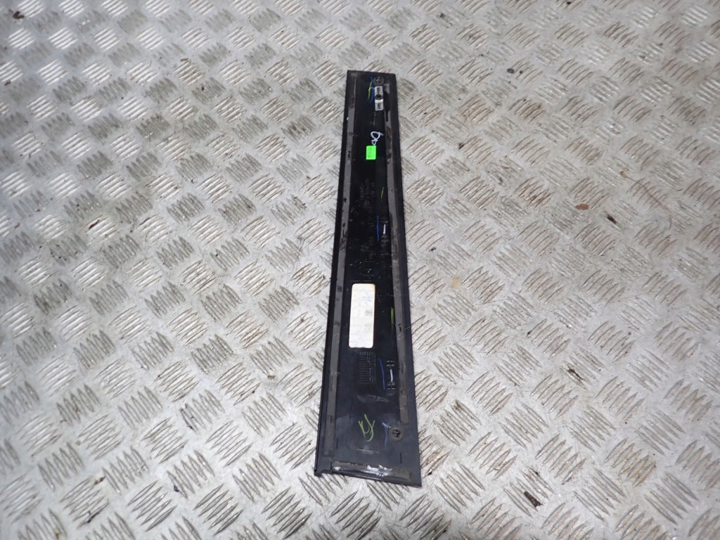 Left Front Door Trim Gloss Black Dodge RAM Crew Cab V 2019-
