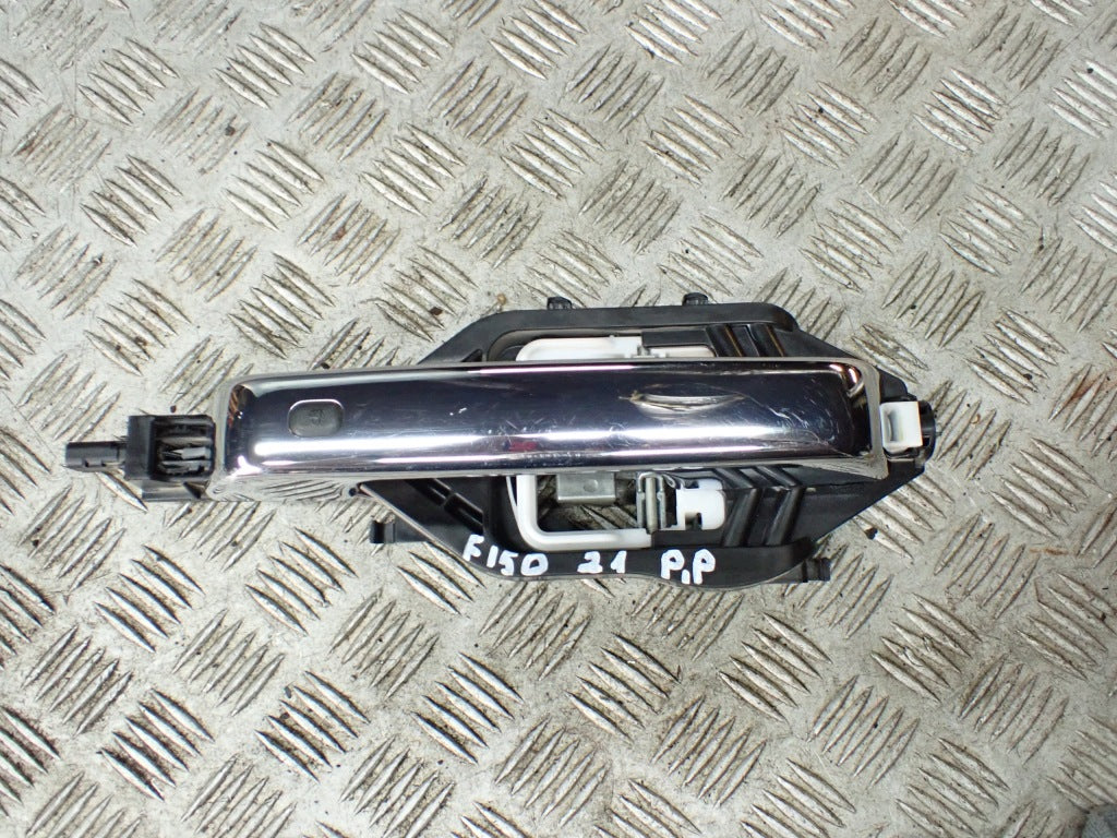 Klamka Drzwi Prawa Przednia Chrom Ford F150 2021-