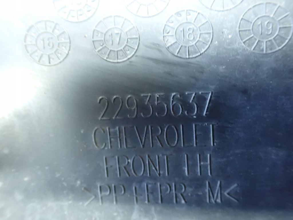 Osłona Błotnika Przedniego Chlapacz Przedni Chevrolet Corvette C7 2014-