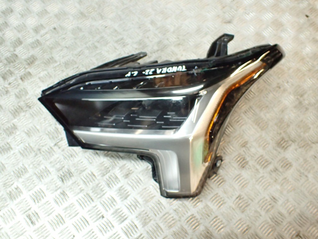 Lampa Lewa Przednia Reflektor Przód Przedni LED Toyota Tundra Sequoia 22-