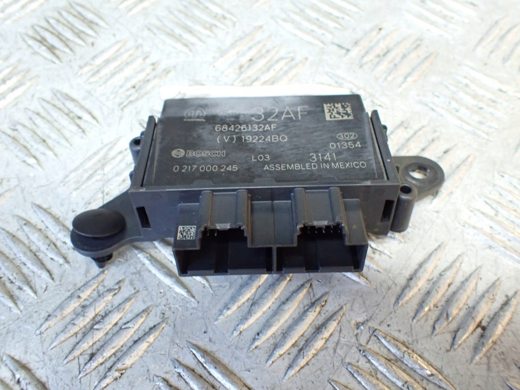 Moduł Sterownik PDC Parktronik Jeep Grand Wagoneer WS 5.7 4x4 22-