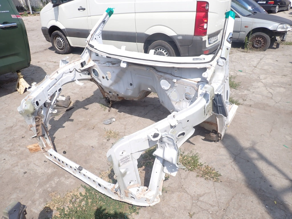 Pas Przedni Ćwiartki Przód Chevrolet Suburban Tahoe Escalade GMC Yukon 21-